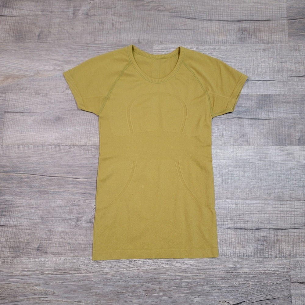 Lululemon Swiftly Tech Short Sleeve Shirt 2.0 Athletic Running Top Womens Size 2